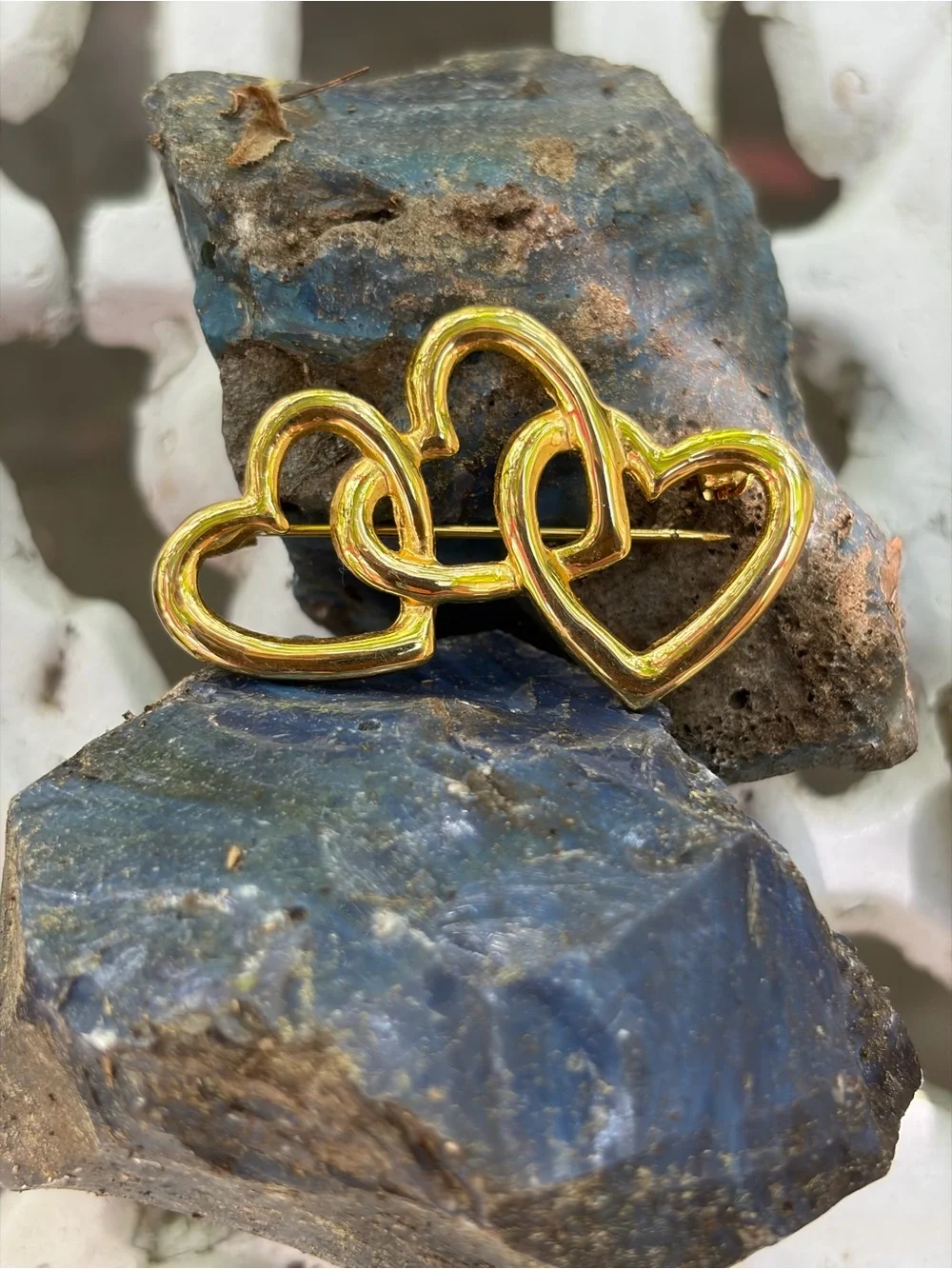 Gold-Tone Triple Heart Brooch - Elegant Women's Jewelry